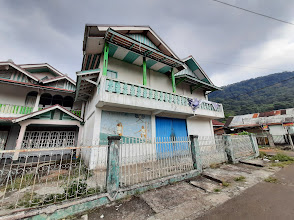Gedung Badminton Hoding